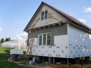 Как утеплить каркасный дом пенопластом