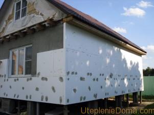 Утепление стен каркасного дома пенопластом